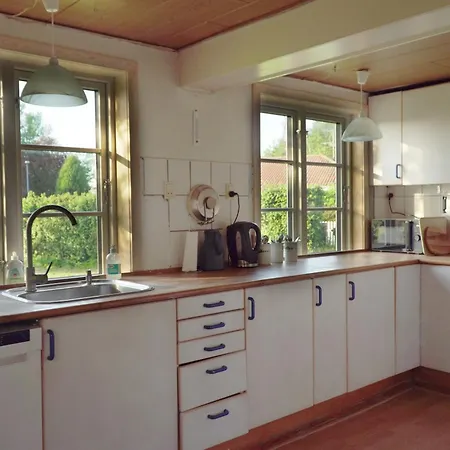 Arty House, 1 Pensión Gudhjem