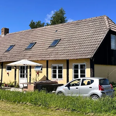 Arty House, 1 Pensión