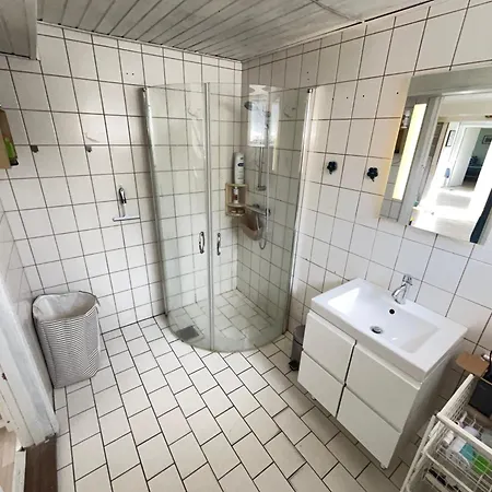 Arty House, 1 Guest house Gudhjem
